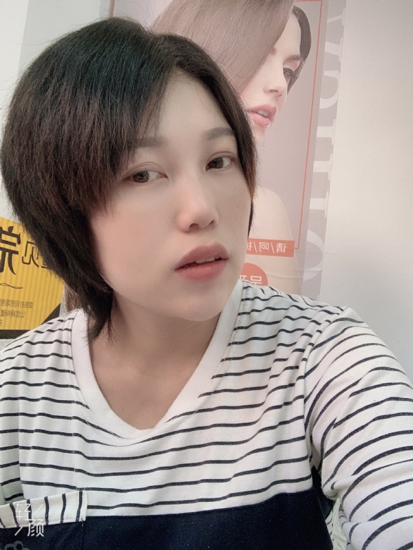 寻找爱情的第一张照片--昆明相亲服务中心