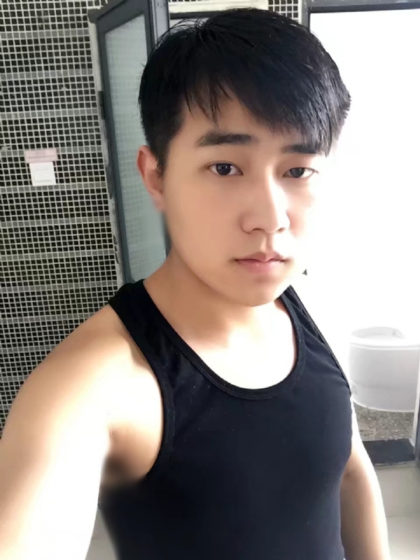 繁花似锦的第一张照片--昆明相亲服务中心