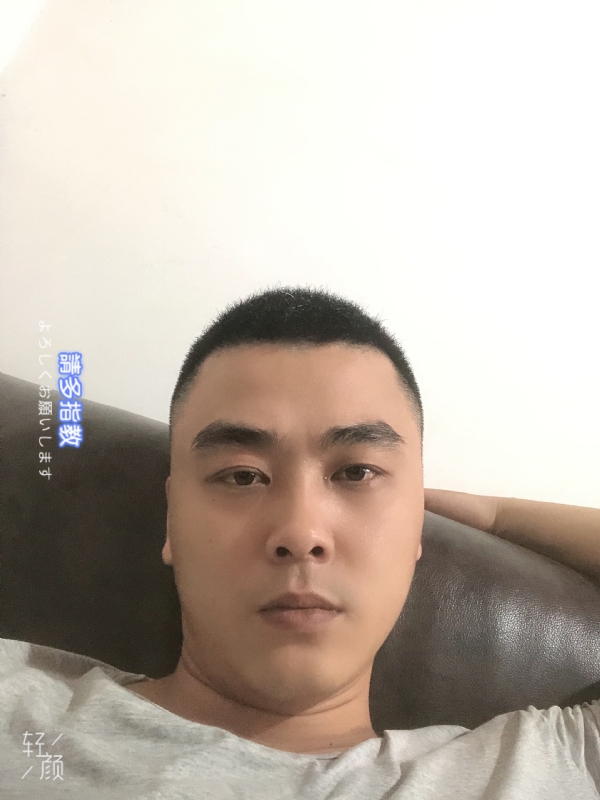 草根的第一张照片--昆明相亲服务中心