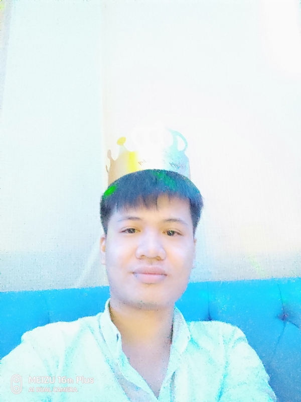 寻找另一半的第一张照片--昆明相亲服务中心