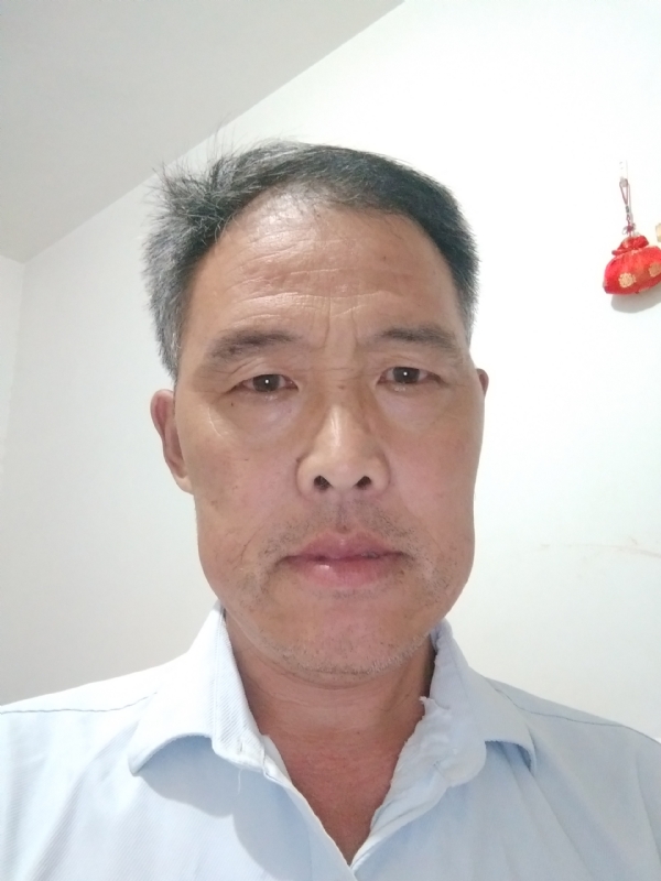 邹学辉的第三张照片--昆明相亲服务中心