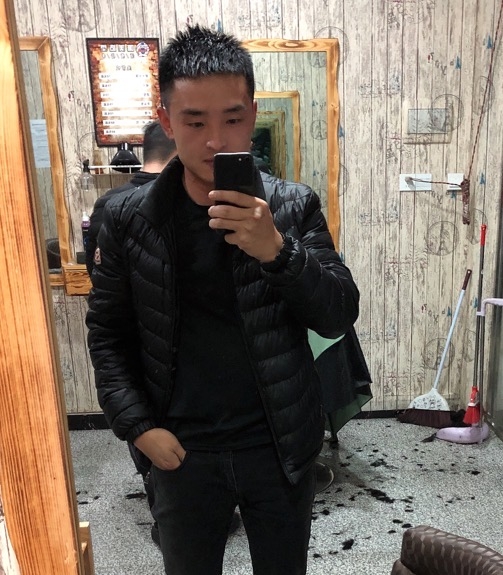 知足常乐的第一张照片--昆明相亲服务中心