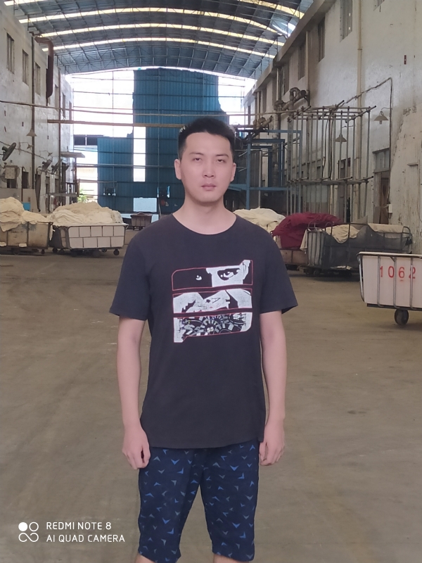 六月雨的第一张照片--昆明相亲服务中心