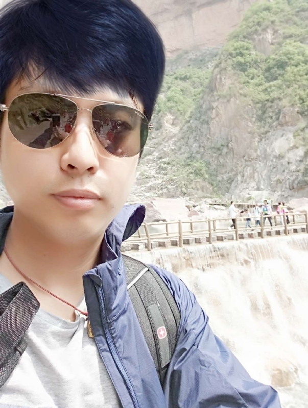 雅俗共赏的第一张照片--昆明相亲服务中心