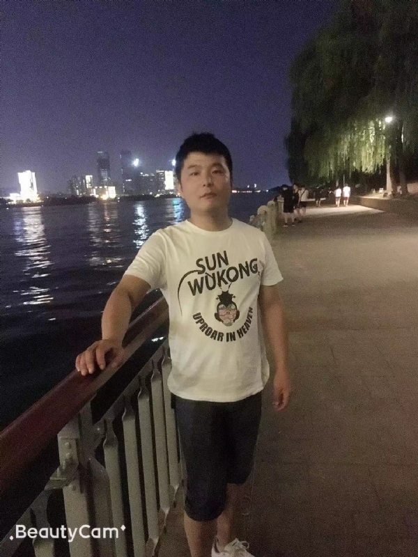 古月的第一张照片--昆明相亲服务中心