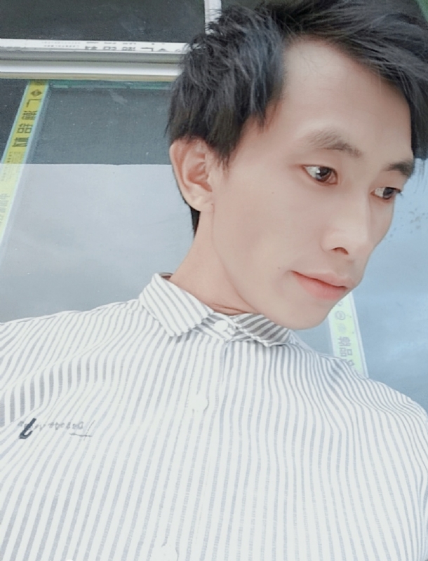 寻找下一个路口的第一张照片--昆明相亲服务中心