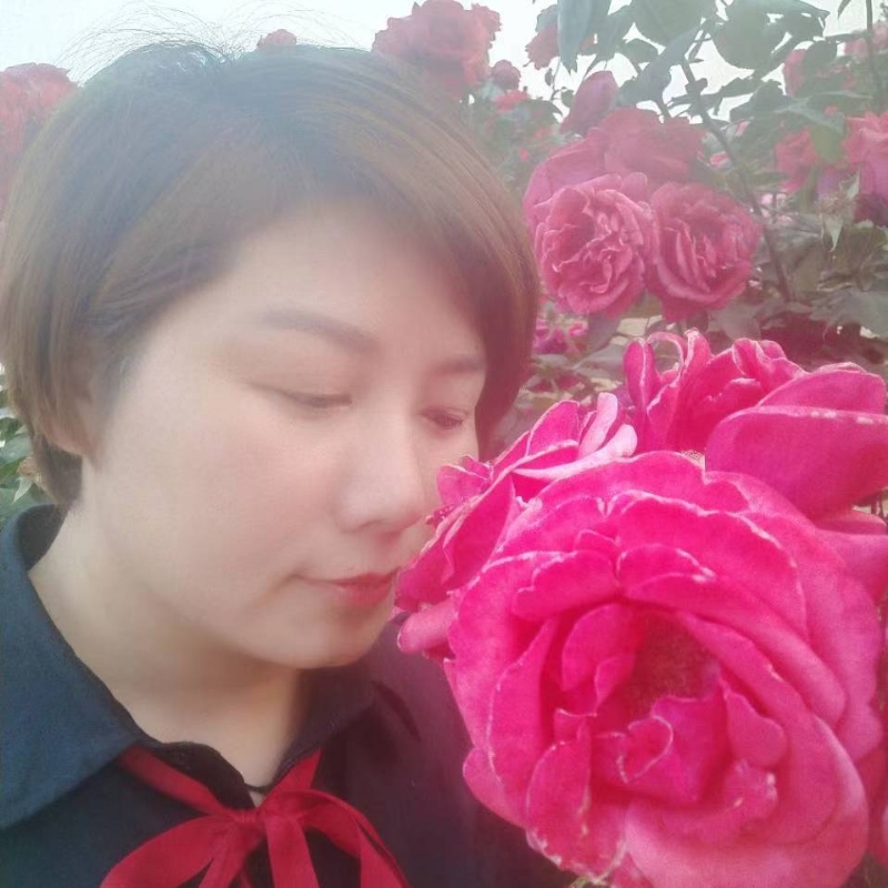 潇潇雨歌的第一张照片--昆明相亲服务中心