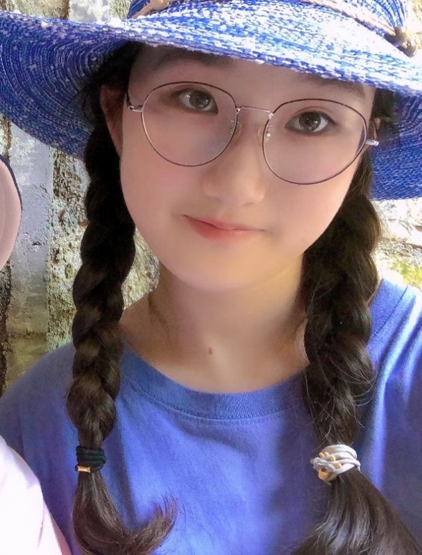 渴望爱情的第一张照片--昆明相亲服务中心