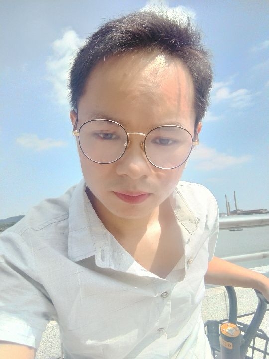 楠呐的第三张照片--昆明相亲服务中心