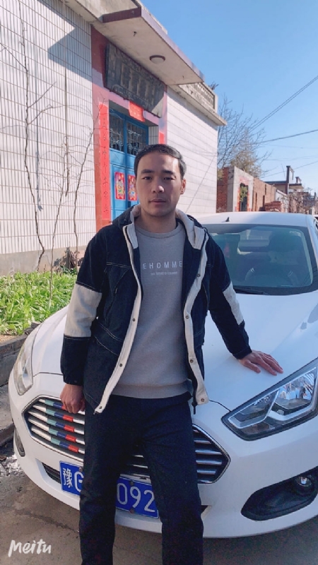 一片云的第一张照片--昆明相亲服务中心