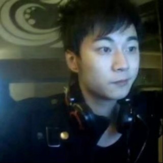 深夜人的第一张照片--昆明相亲服务中心