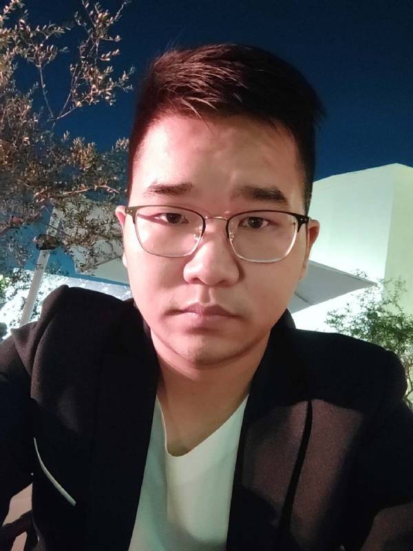 在路上的第一张照片--昆明相亲服务中心