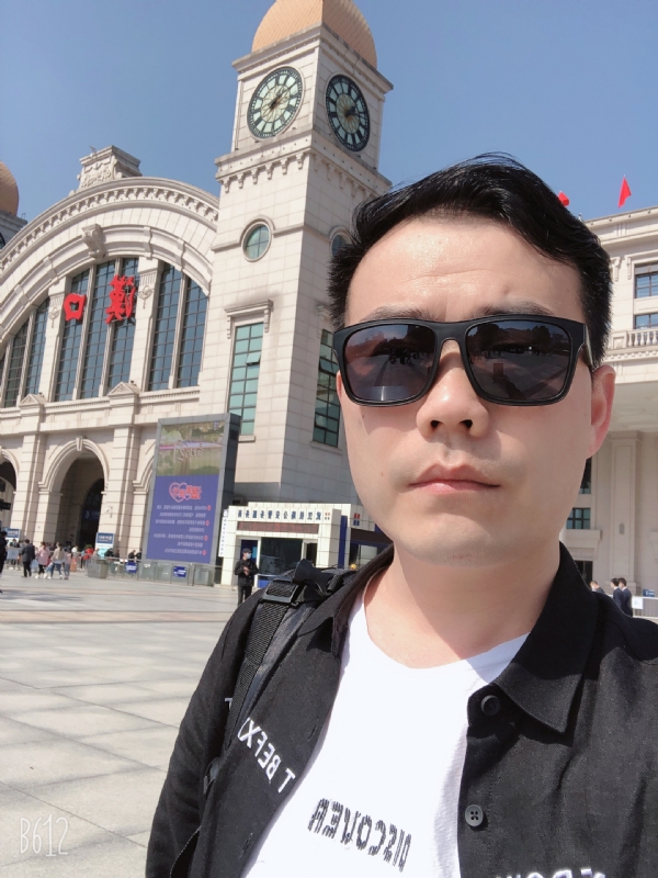 楚河畔的第一张照片--昆明相亲服务中心