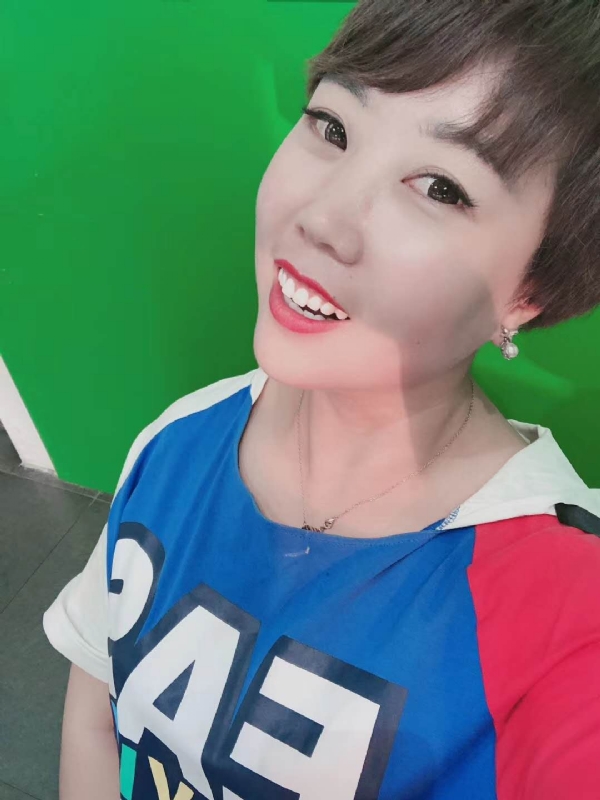 青青子衿的第一张照片--昆明相亲服务中心