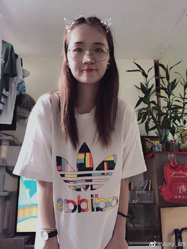 丁美洁的第一张照片--昆明相亲服务中心