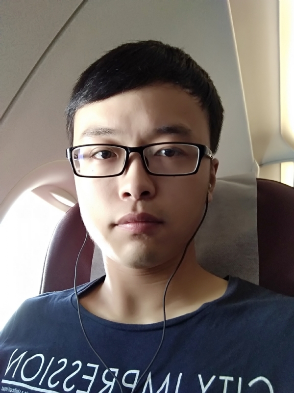 在水一方的第一张照片--昆明相亲服务中心