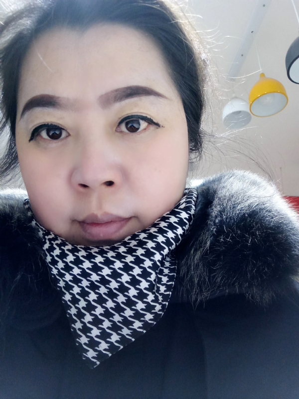 余猪猪的第一张照片--昆明相亲服务中心