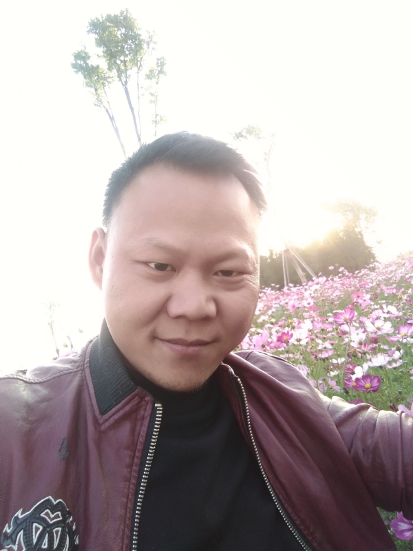 永远的永远的第一张照片--昆明相亲服务中心