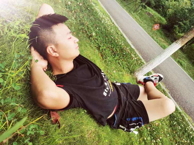 危笑的第一张照片--昆明相亲服务中心