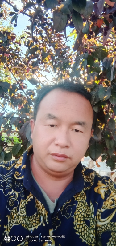 战狼的第一张照片--昆明相亲服务中心