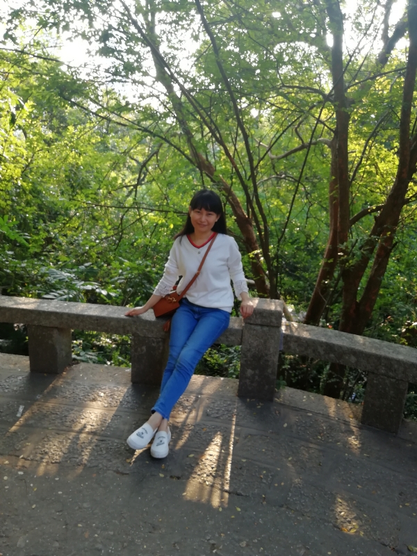 夏陌的第一张照片--昆明相亲服务中心