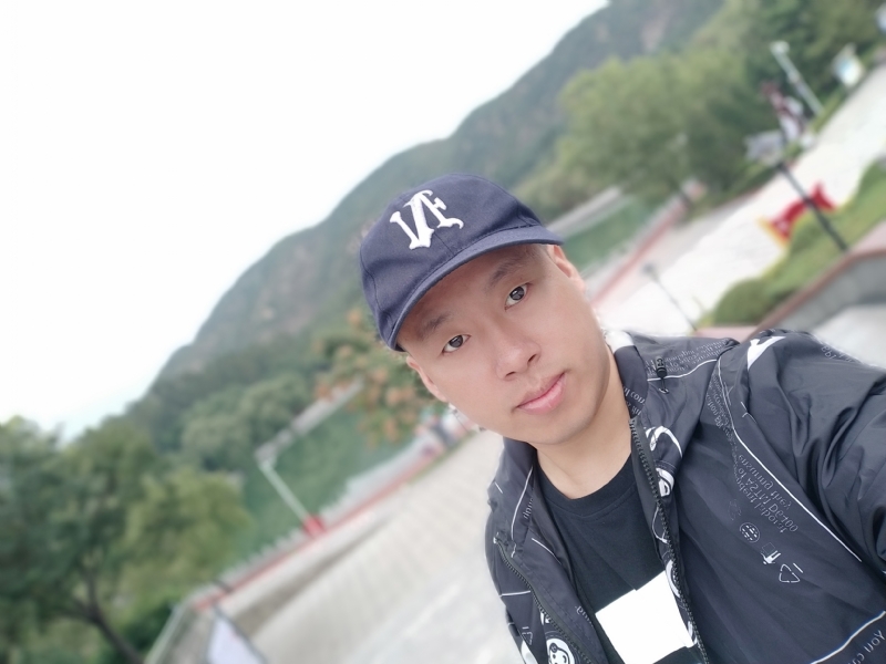 阳光的第一张照片--昆明相亲服务中心