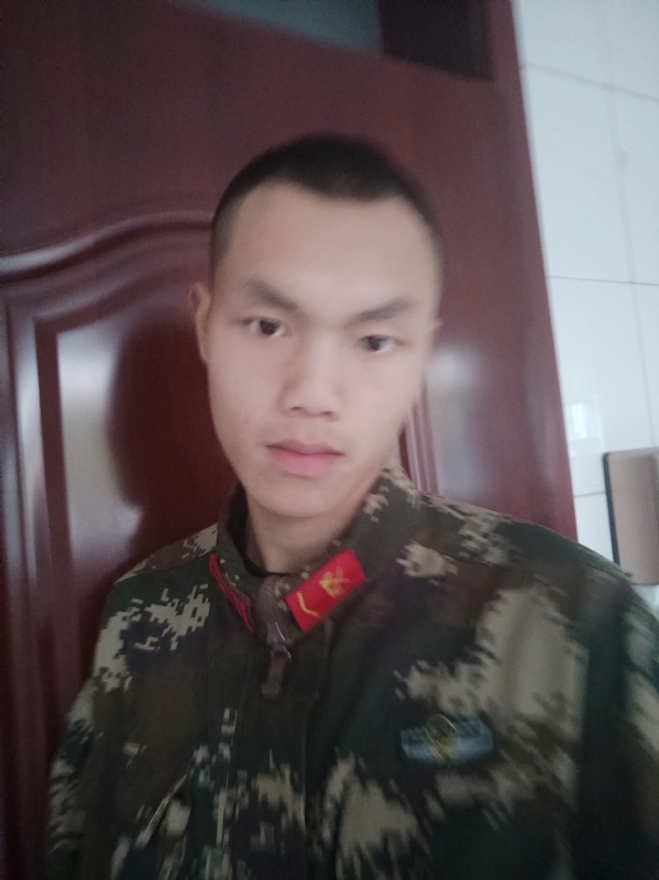 洛洛的第一张照片--昆明相亲服务中心