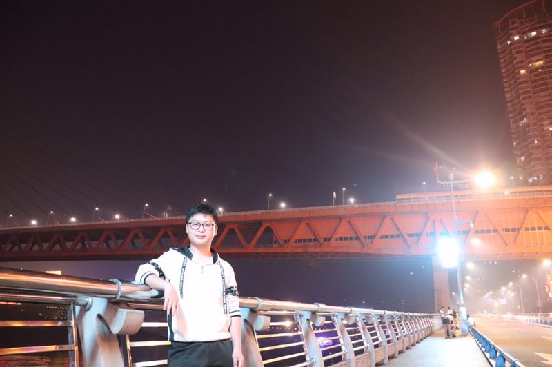 乀漓洛的第二张照片--昆明相亲服务中心