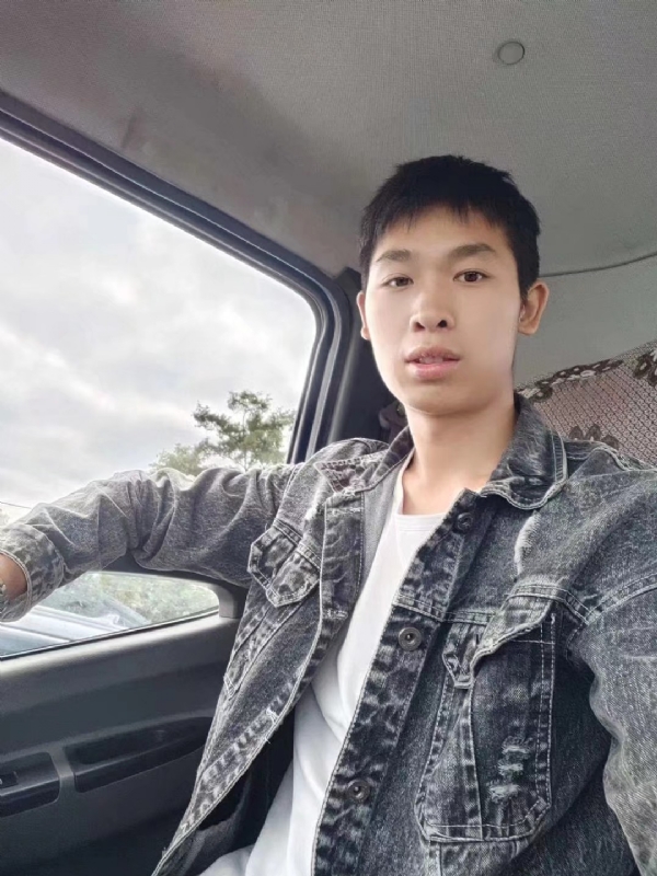 康康的第一张照片--昆明相亲服务中心