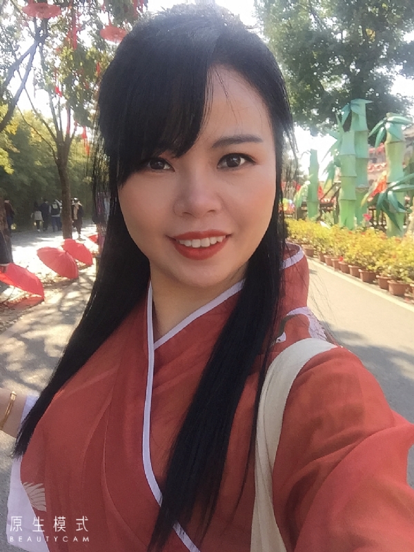 妮妮的第一张照片--昆明相亲服务中心