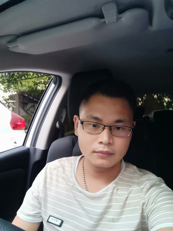 水明的第一张照片--昆明相亲服务中心