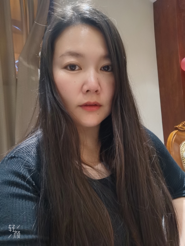 哦呼的第一张照片--昆明相亲服务中心