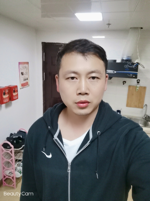 暖暖的风的第一张照片--昆明相亲服务中心