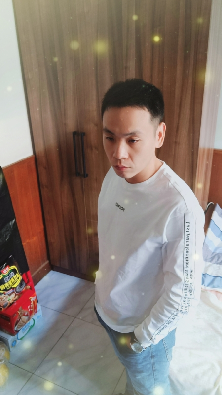 没有蜡笔的小航的第三张照片--昆明相亲服务中心