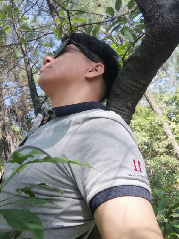 新丁的第一张照片--昆明相亲服务中心