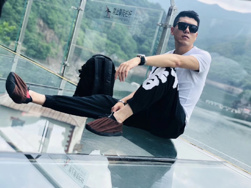 庄周梦蝶的第一张照片--昆明相亲服务中心