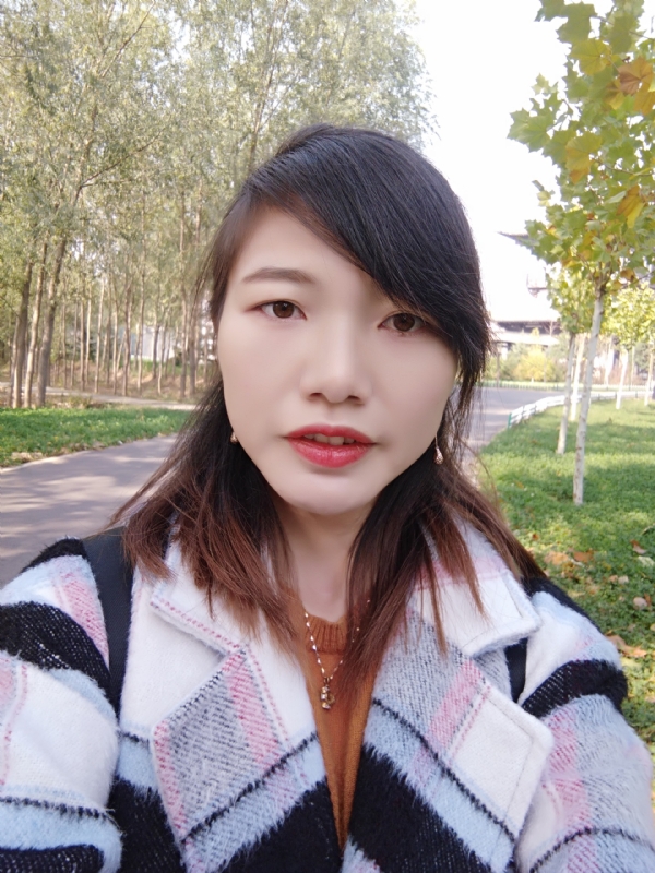 hely的第一张照片--昆明相亲服务中心