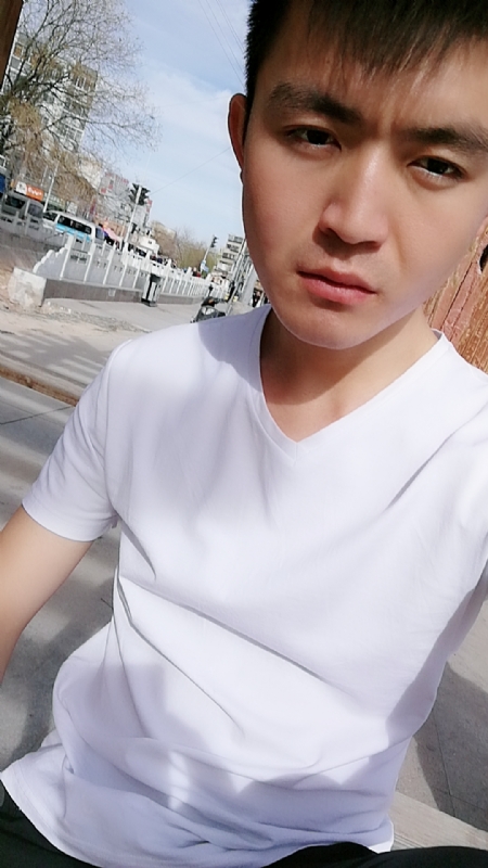 未来可期的我的第一张照片--昆明相亲服务中心