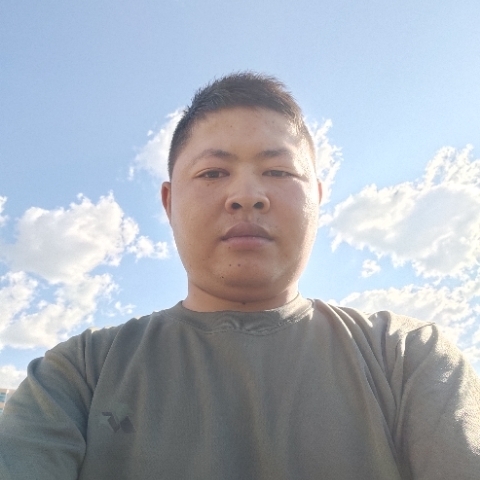 马的第一张照片--昆明相亲服务中心