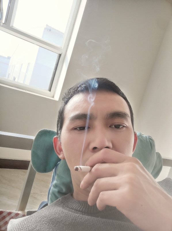 殇情的第一张照片--昆明相亲服务中心