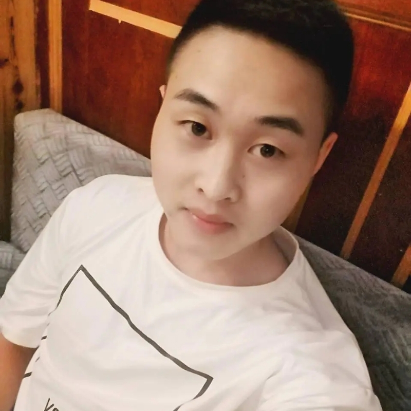 娃娃脸小爸爸的第二张照片--昆明相亲服务中心