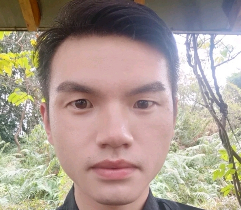 彬彬有礼的第二张照片--昆明相亲服务中心