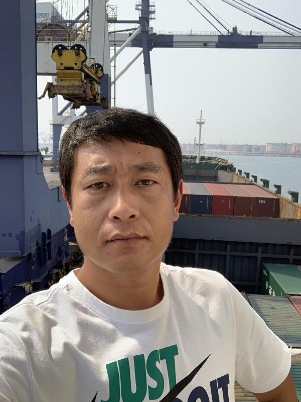 山野娴人的第一张照片--昆明相亲服务中心