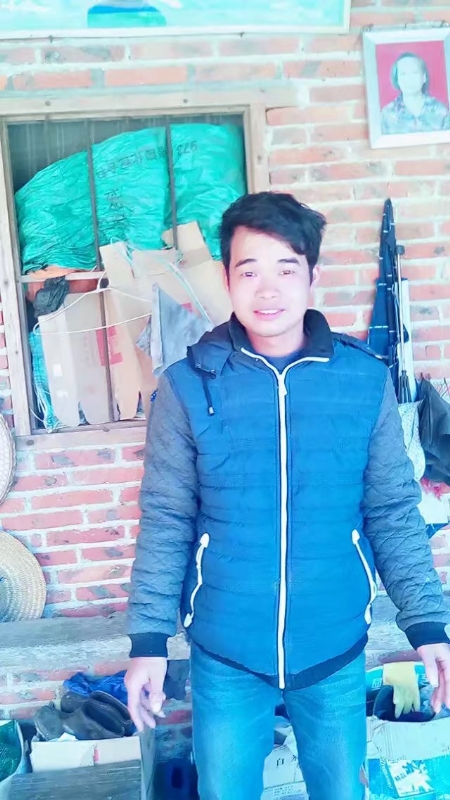 晴天的第二张照片--昆明相亲服务中心