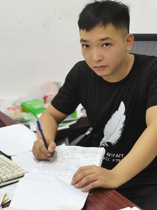 寻找另一伴的第一张照片--昆明相亲服务中心