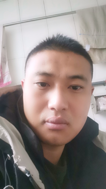 烟花再美不过瞬间的第一张照片--昆明相亲服务中心