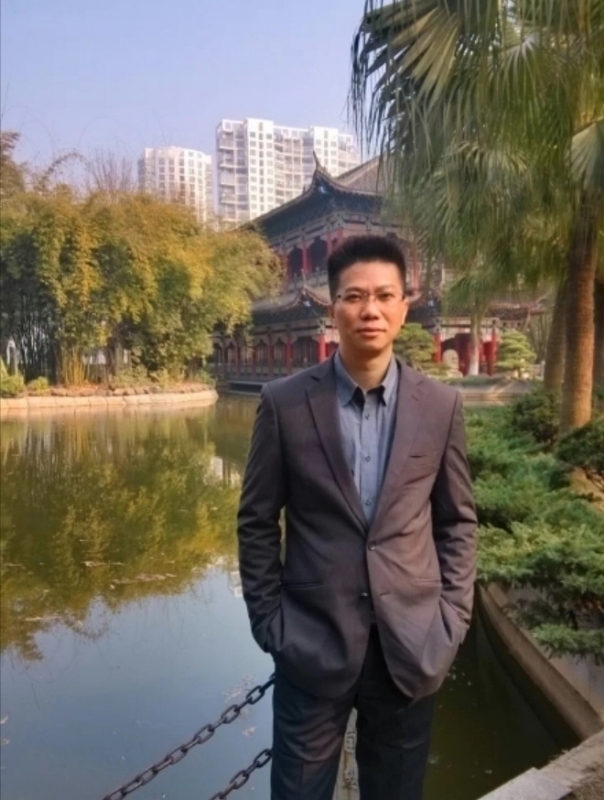 chen的第二张照片--昆明相亲服务中心