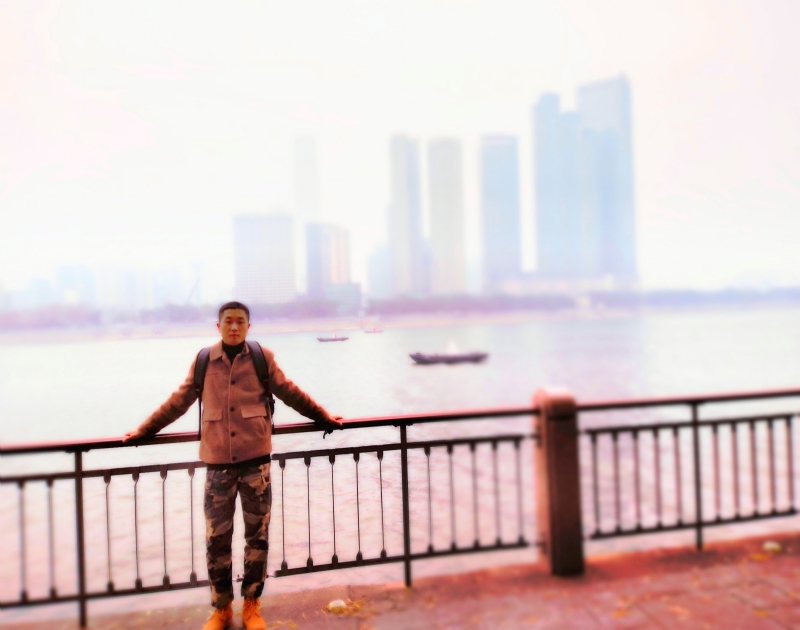 欢欣鼓舞的第一张照片--昆明相亲服务中心