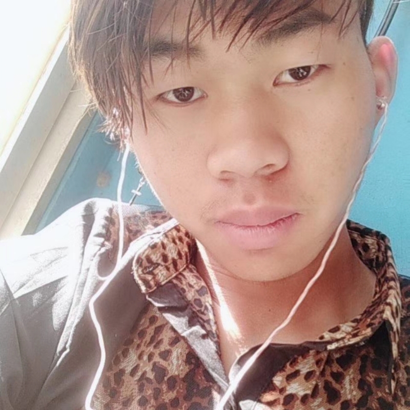 少年不在少的第三张照片--昆明相亲服务中心