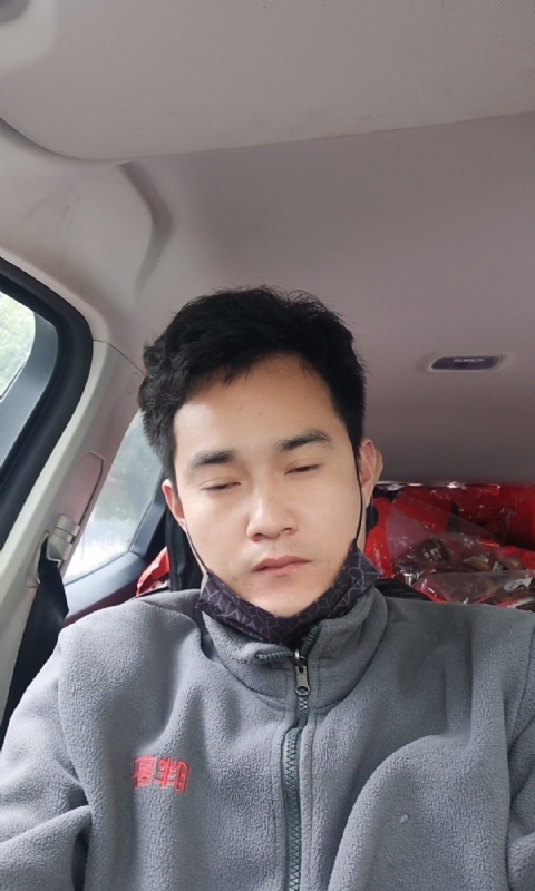 冷锋的第一张照片--昆明相亲服务中心